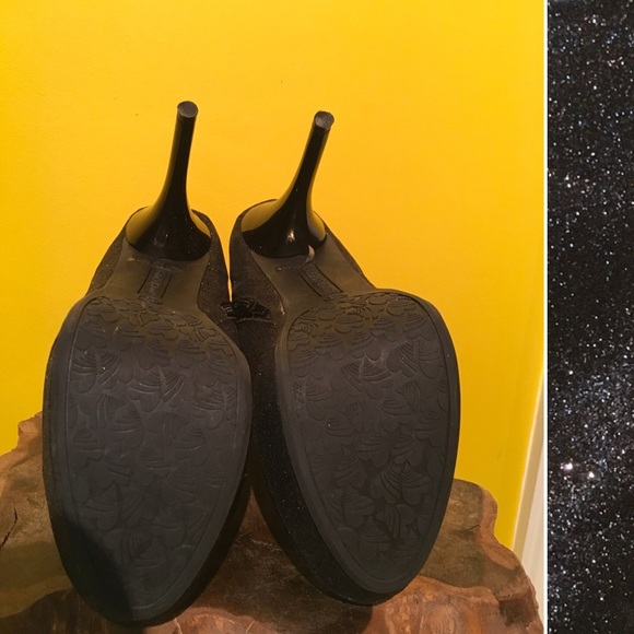 *NEW* Diamond Accented Ankle Booties - Picture 8 of 8